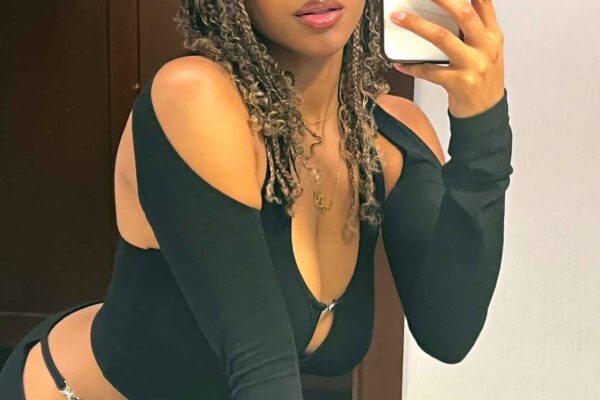 The World of t_o_princessxoxo: Exploring the Online Alias of Kalani Rodgers! t_o_princessxoxo